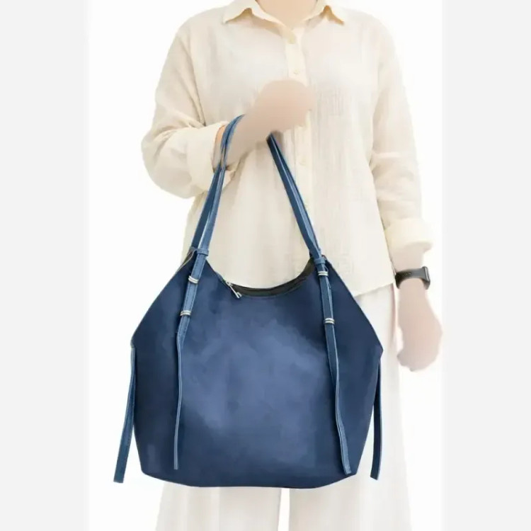 کیف زنانه الیزا جیر موکا شکلاتی همراه با کیف آرایشی